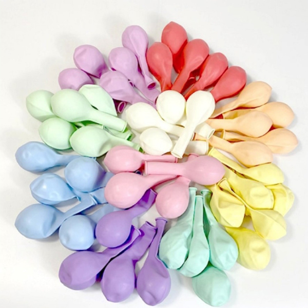 मैकरून गुब्बारा